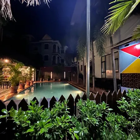White Monkey Hotel Siem Reap Exterior photo