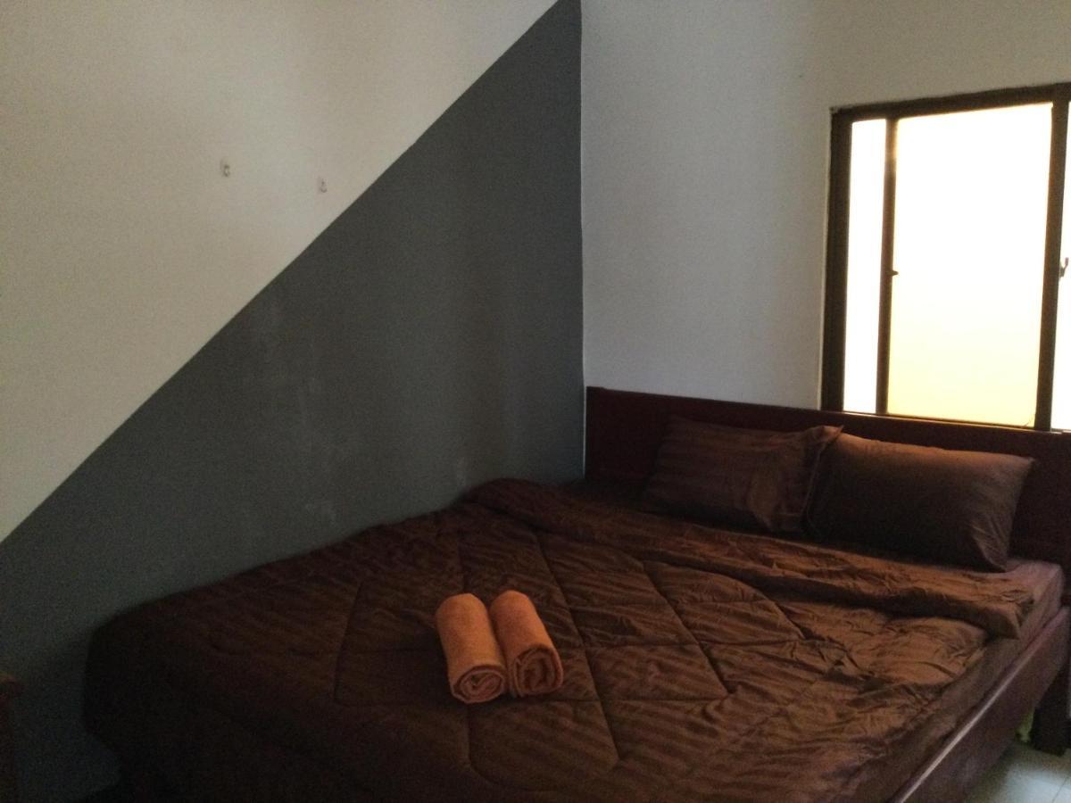 Hotel White Monkey 2*