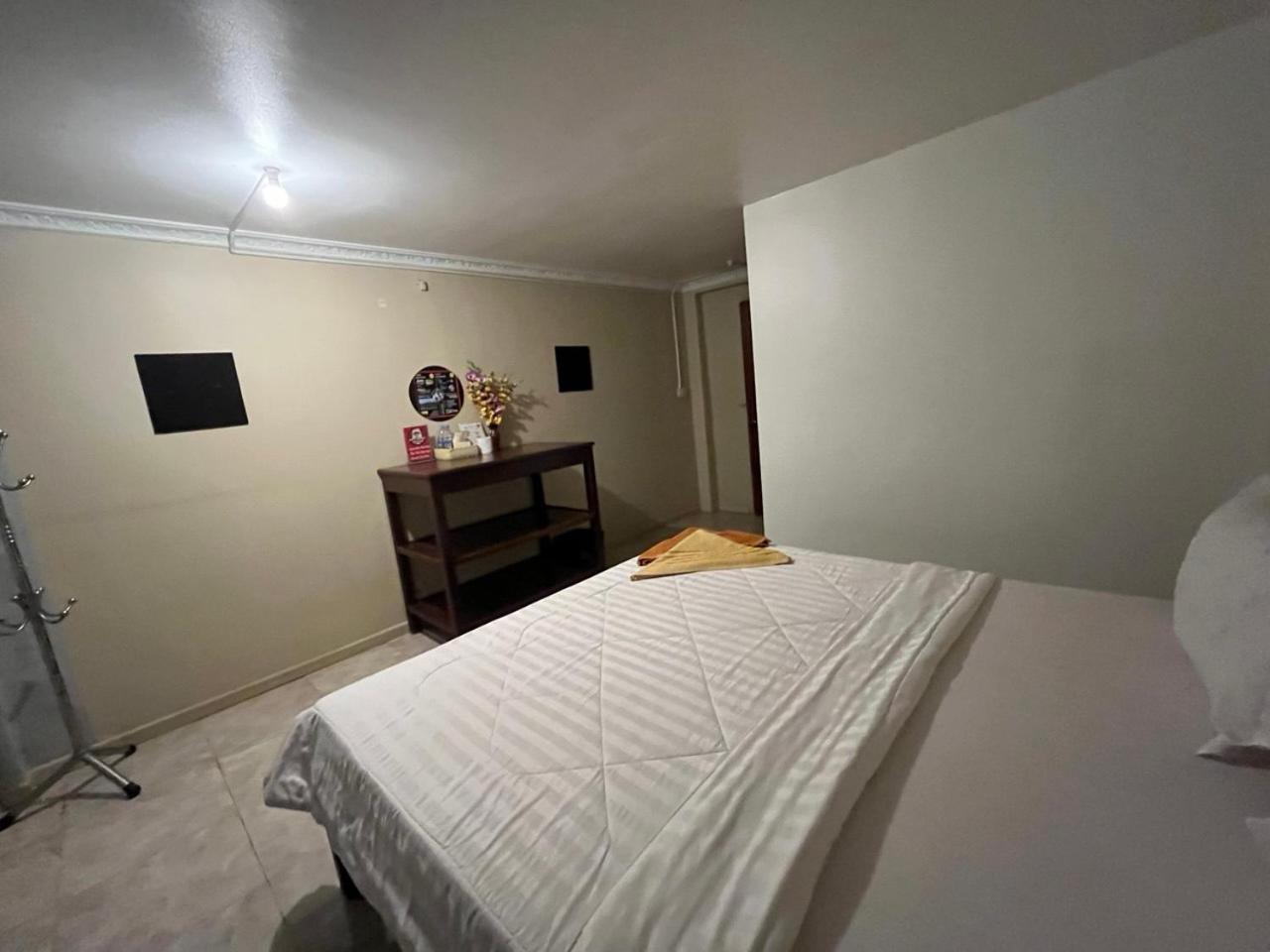 White Monkey Hotel