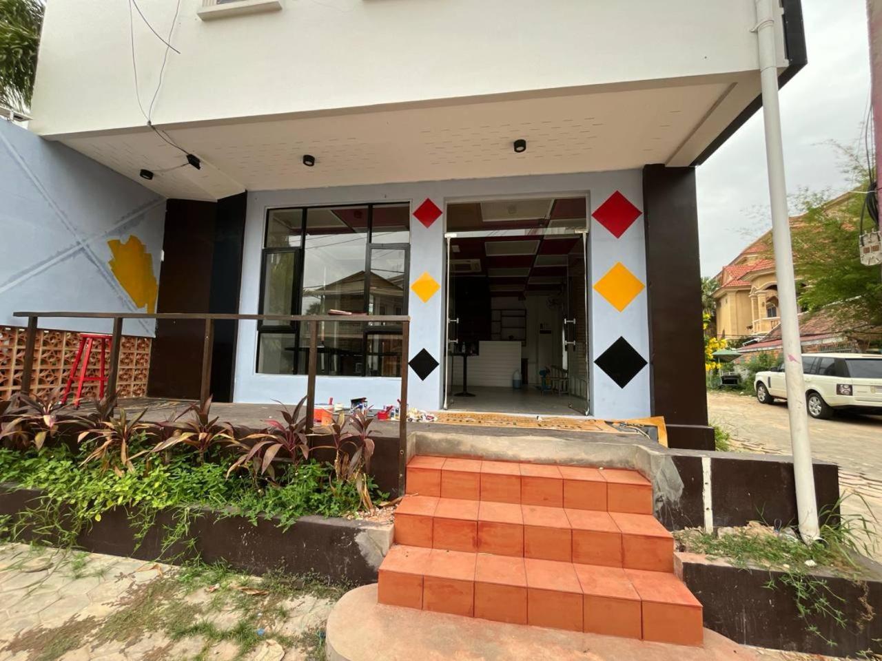 White Monkey 2* Siem Reap