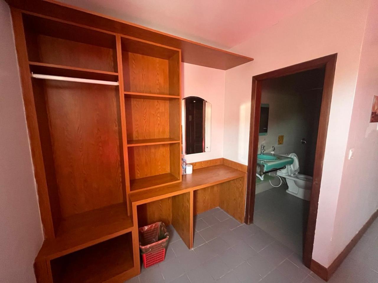 Hotel White Monkey
